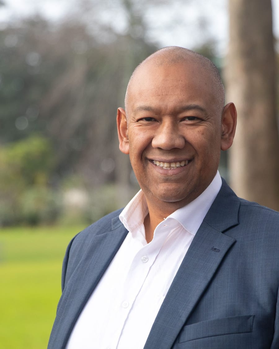 Levani Lum-On, Ray White AT Realty